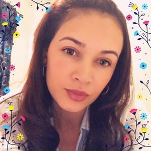 Meet your Posher, Lina